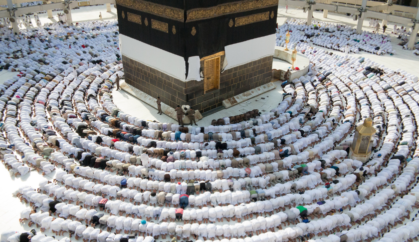 Kâbe’ye Yakın Otel Seçimi: Mesafeden Öte Mâna